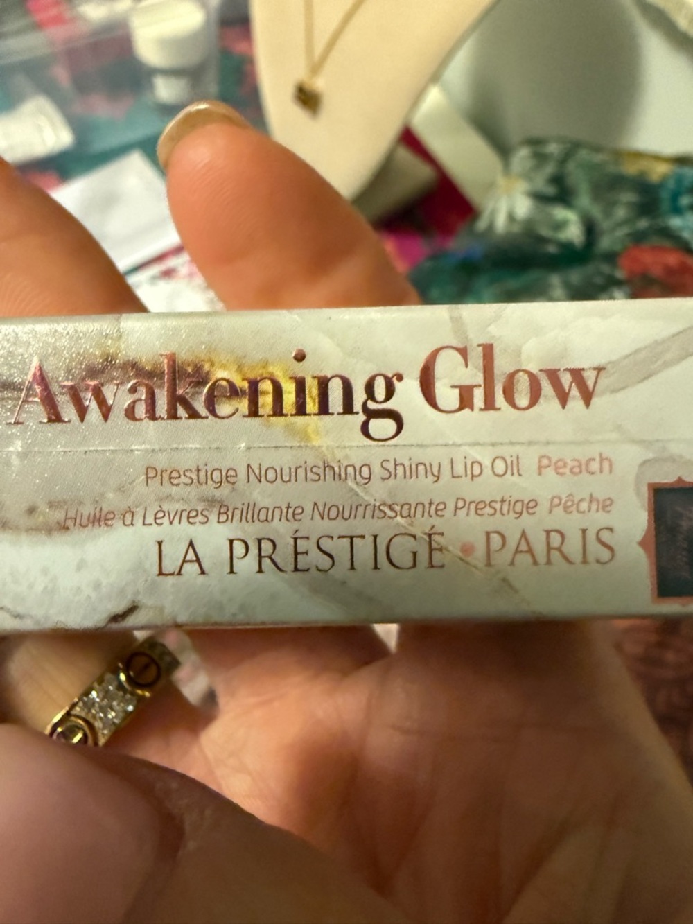 La Prestige Paris Awakening Glow Peach Lip Oil - Picture 9 of 10